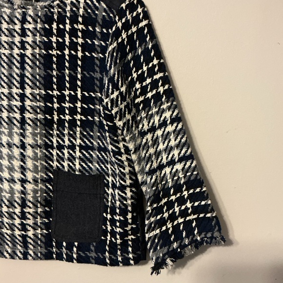 Zara Basic Top - Picture 2 of 16